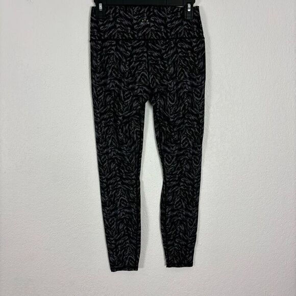 Varley Grey and Black Patterned High Waisted Leggings - Picture 2 of 6